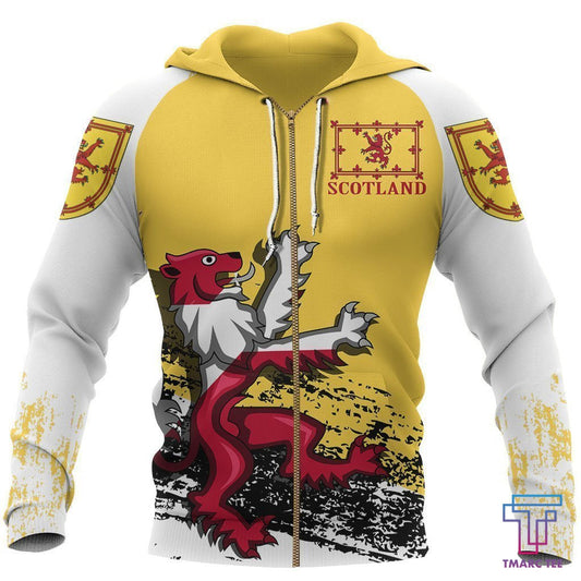 Rampant Lion of The Royal Arms of Scotland Hoodie Yellow